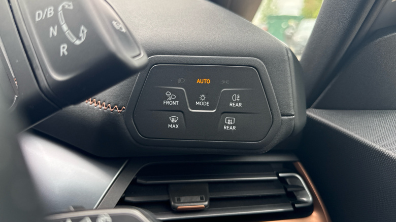 CUPRA Born 150kW V1 58kWh 5dr Auto Electric Hatchback